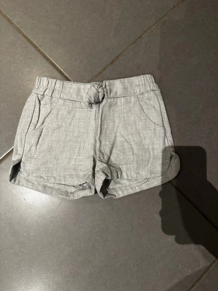 Short / Bermuda avec noeud à la taille - Kiabi - Gris - 6 ans