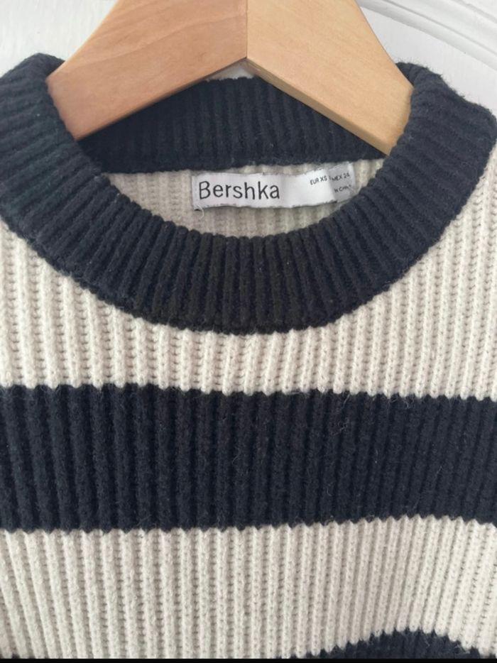 Pull côtelé marinière - Bershka - Taille XS, coupe courte - photo numéro 2
