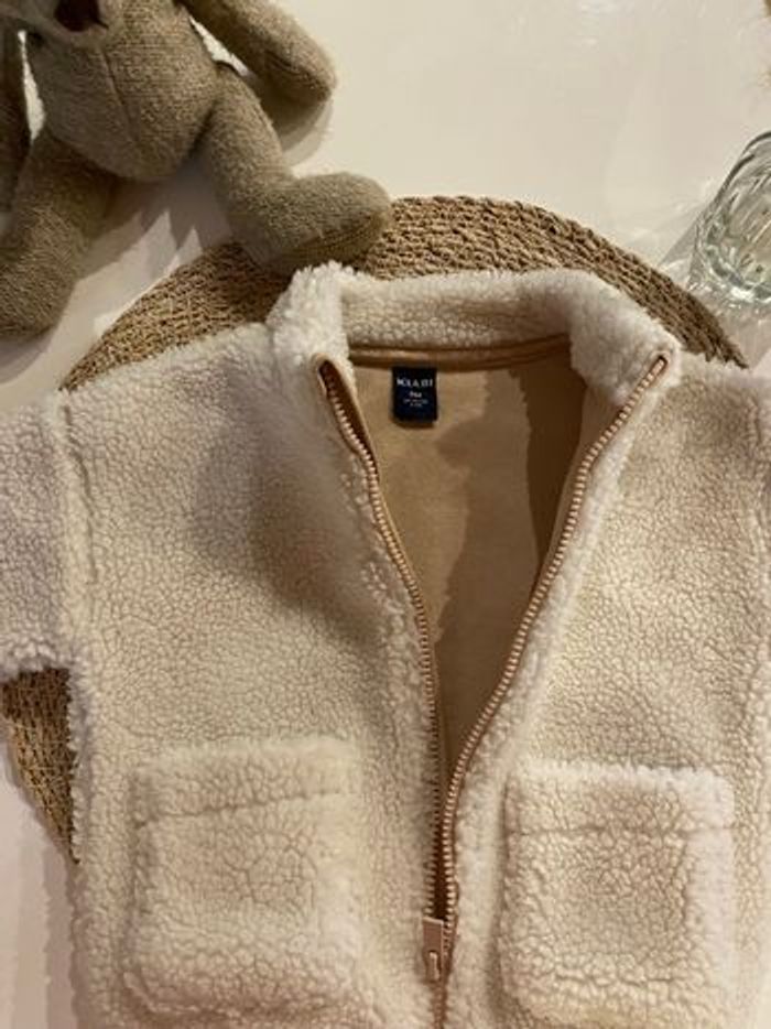 Veste bouclettes 9 mois - photo numéro 4