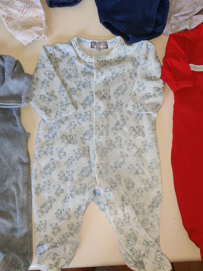 Lot vêtements bébé garçon - photo numéro 10