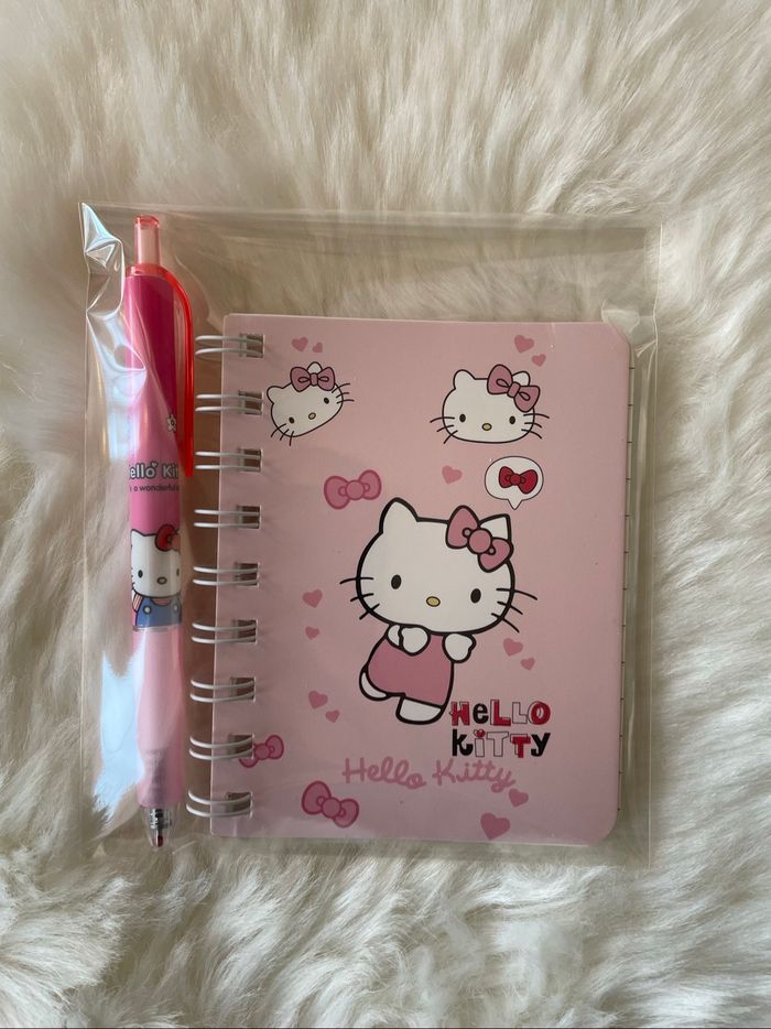 Carnet + stylo hello kitty