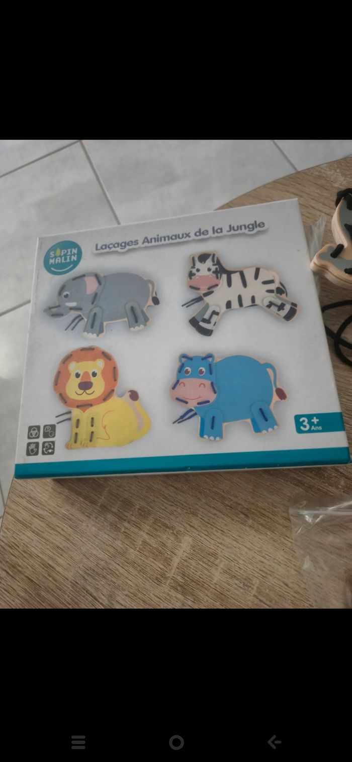 Laçage animaux de la jungle