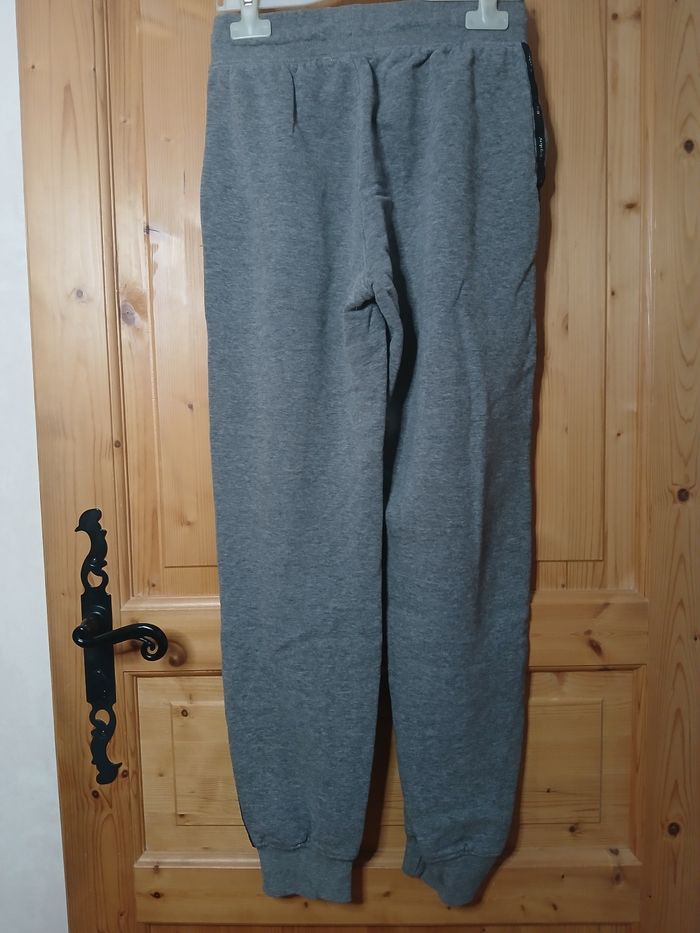 Pantalon jogging - photo numéro 2