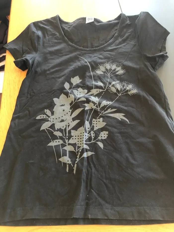 Tee-shirts 64