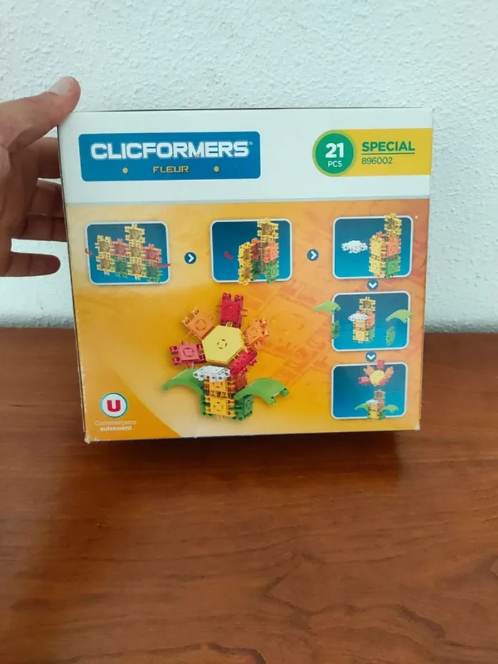 Clic formers Fleur 21 pièces neuf marque u - photo numéro 3