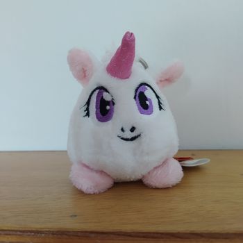 Porte clés peluche licorne 