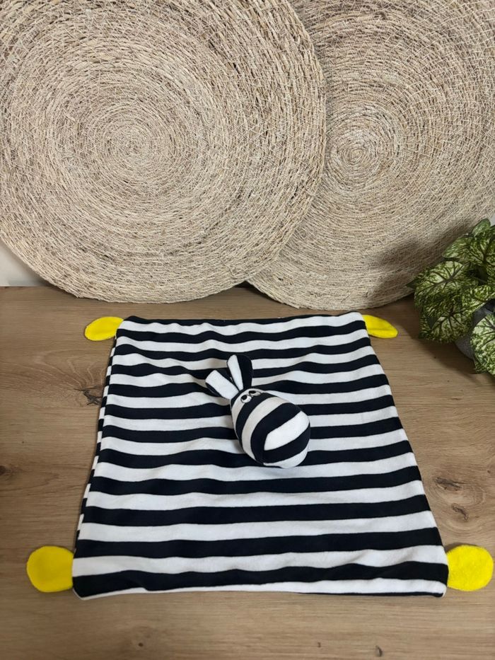Neuf doudou plat zèbre noir blanc ikea - photo numéro 2