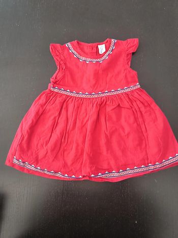 Robe manches courtes