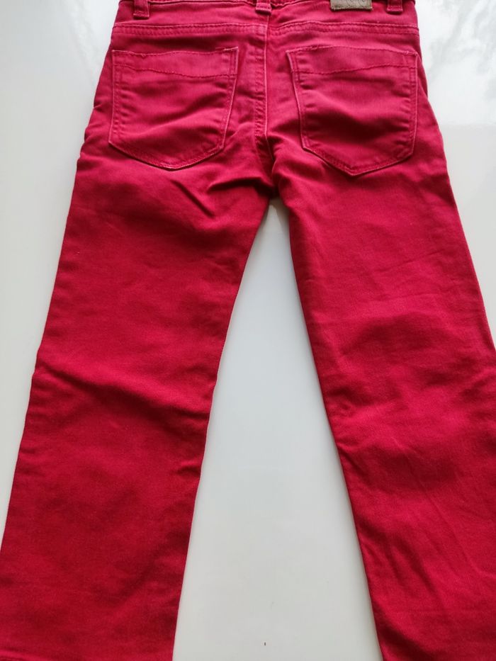 Pantalon rouge - photo numéro 2