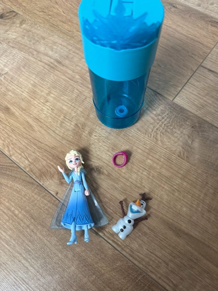 Lot figurine reine de neige