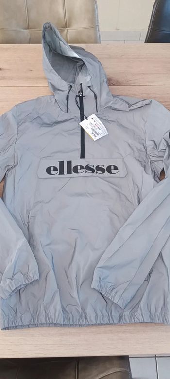 Veste coupe vent ellesse taille S