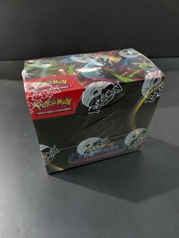 Display Pokémon Méga Évolution – Flammes Fantasmagoriques 🔥