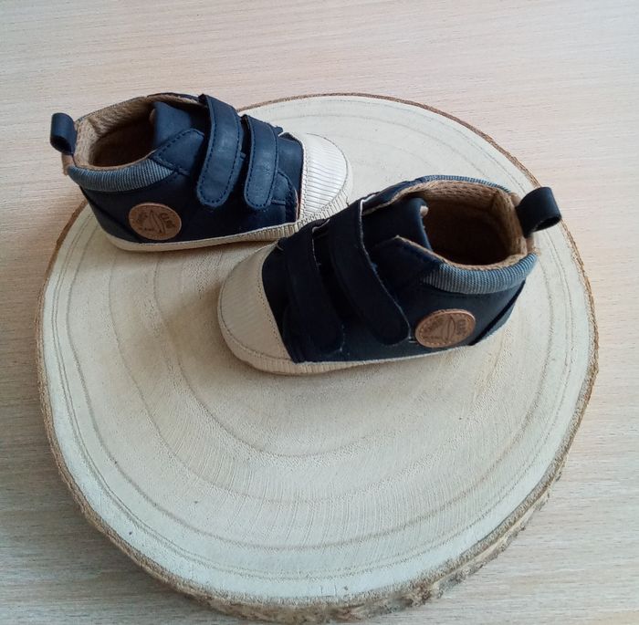Chaussures bleues à scratch BB 6/12 mois - photo numéro 2