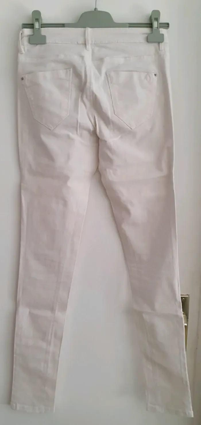 Pantalon - photo numéro 2