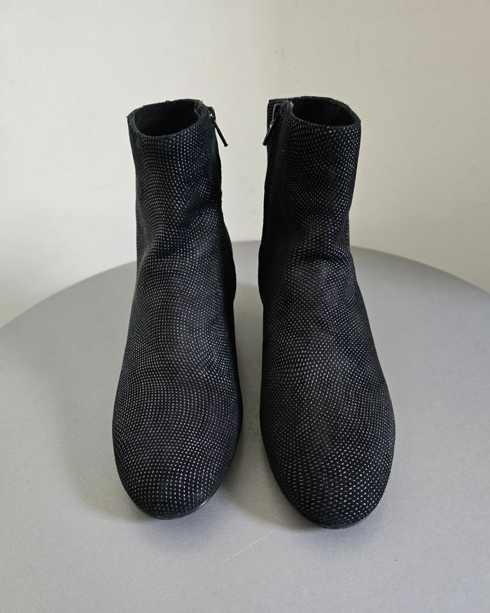 📌 Bottines en Cuir Elégantes avec Détails Accessoire Diffusion - photo numéro 5