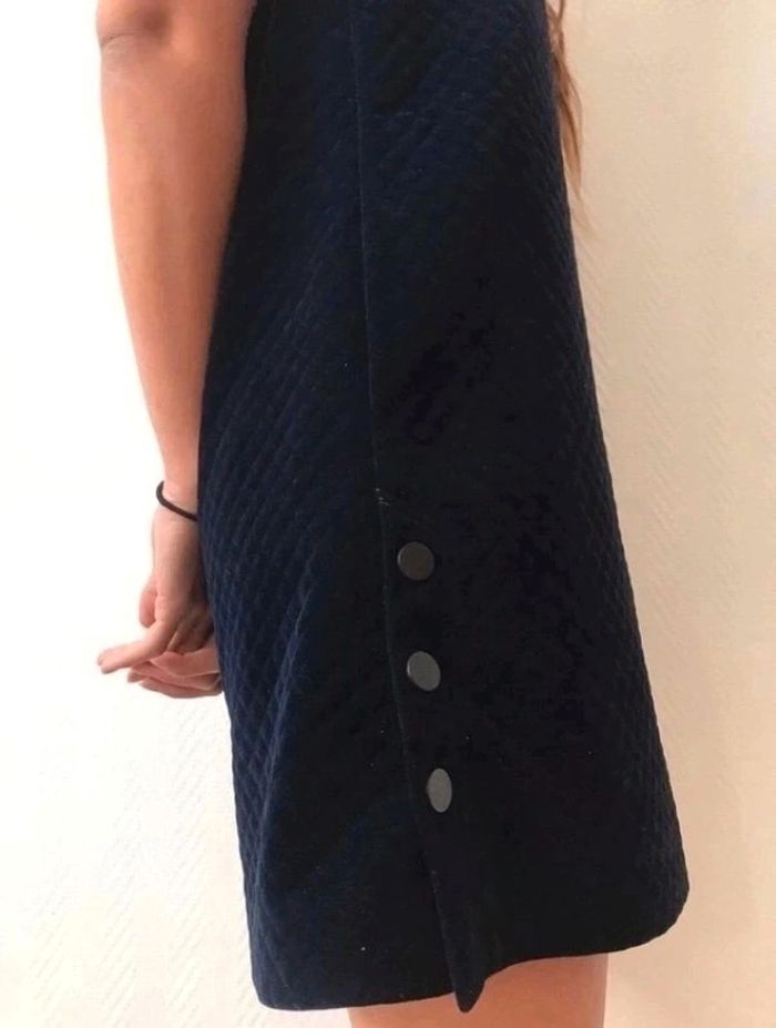 Robe Riera en velours marine MAJE 😍 prix boutique 295€ - photo numéro 6