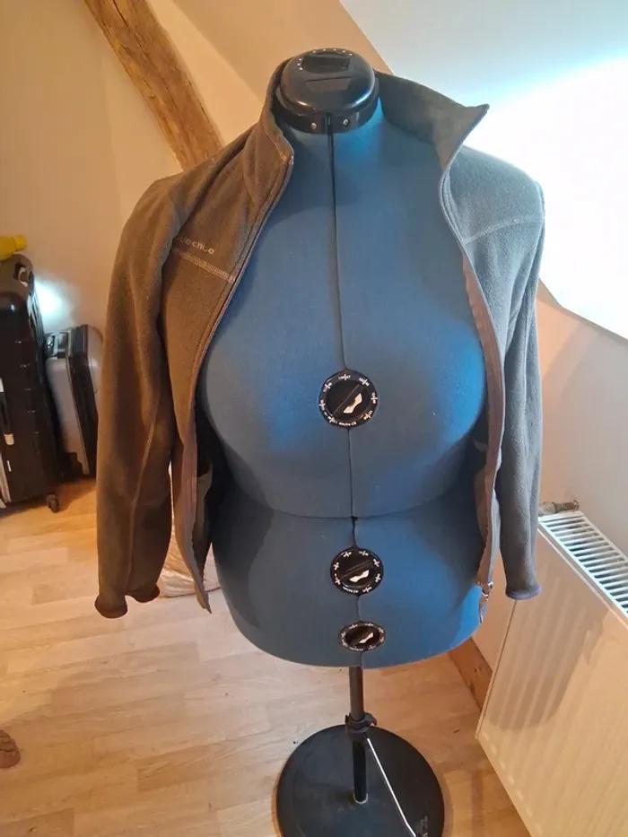 Veste - photo numéro 2