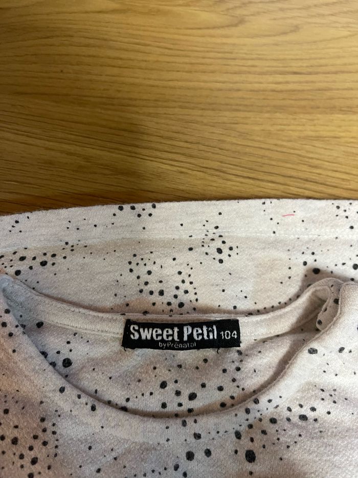 T shirt ML fille taille 104 - photo numéro 4