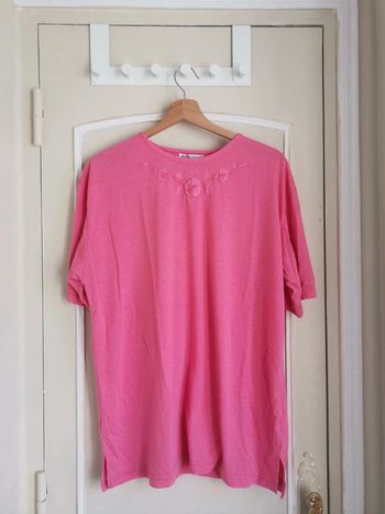 T-shirt de pyjama broderie fleurie taille 42-44