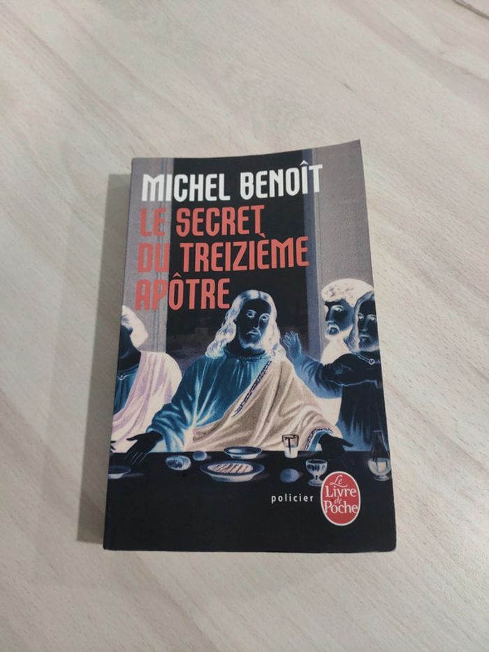 Livre poche le secret du treizième apôtre policier Michel Benoît