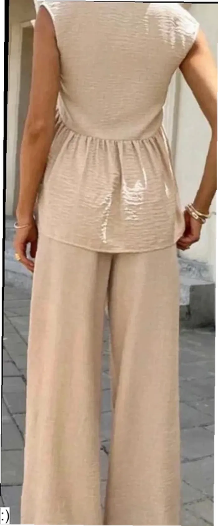 Ensemble Femme Deux Pièces Beige - Haut Sans Manches Pantalon Large - Taille M Neuf Jamais Porté - photo numéro 2