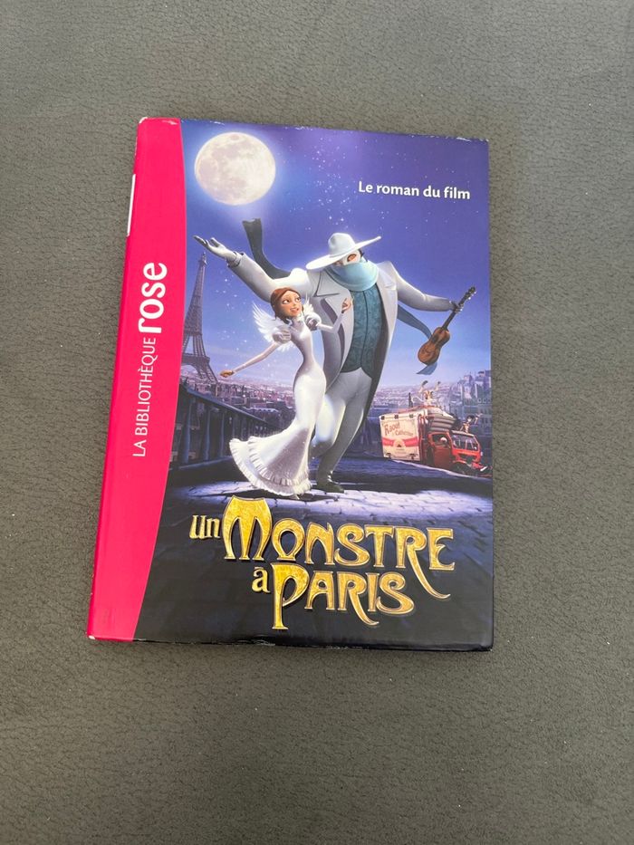 Livre bibliothèque rose un monstre à Paris - photo numéro 1