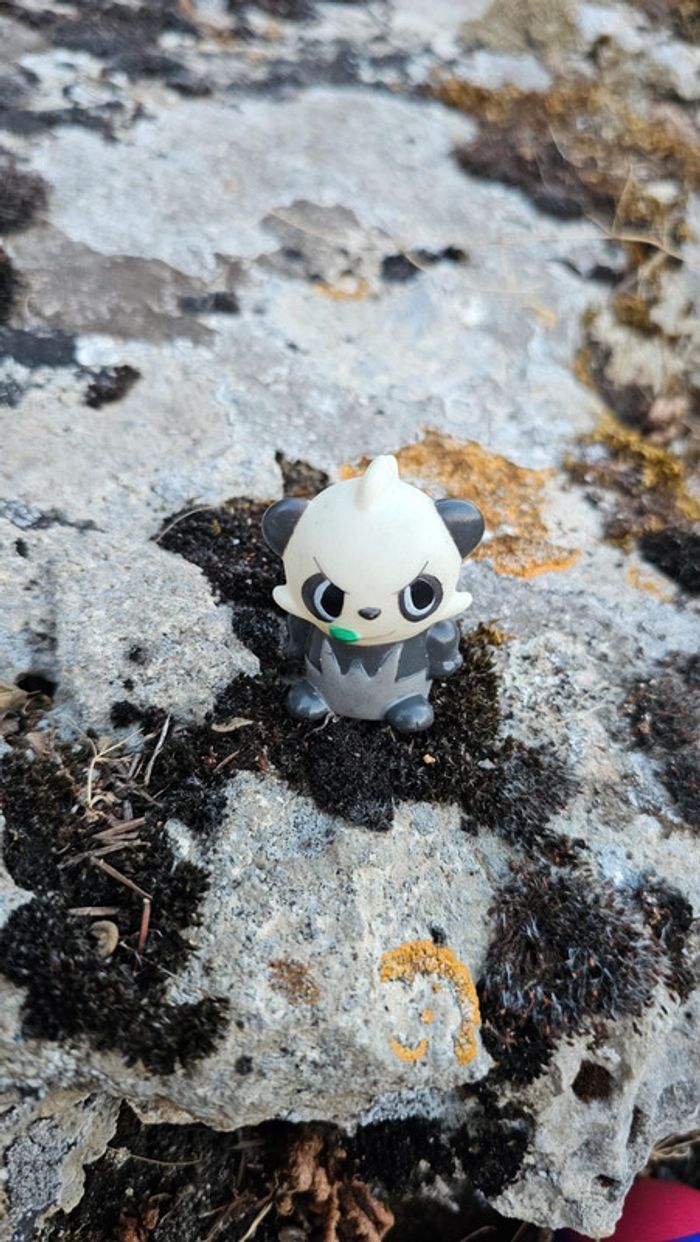 Super figurine Pokemon Nintendo finger puppet Pandespiègle