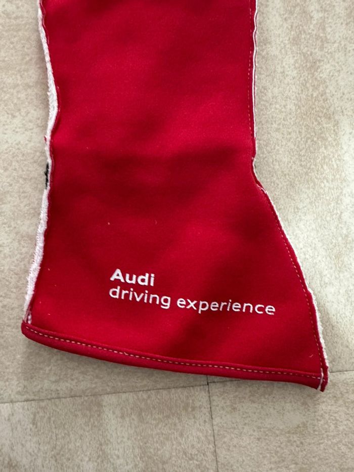 Gants et Cagoule Audi - photo numéro 4