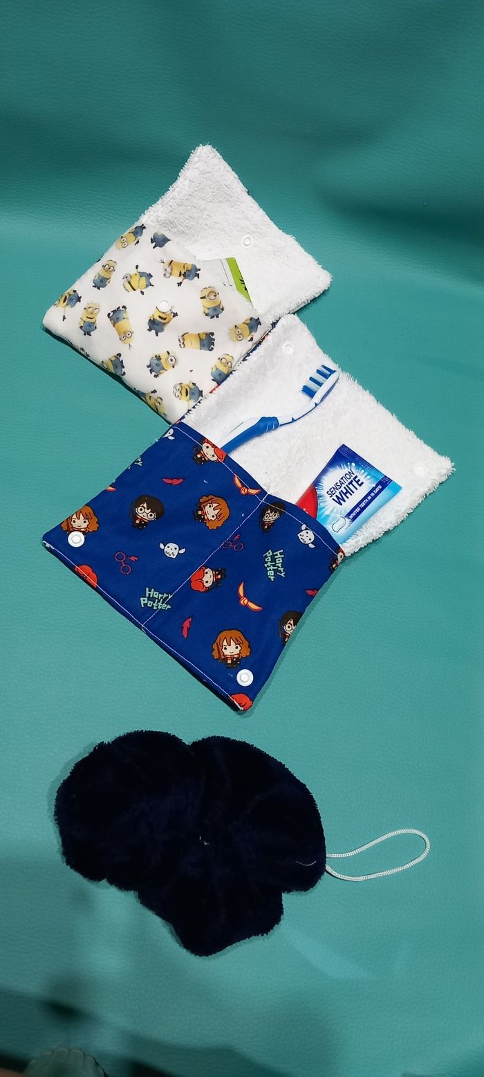 Lots etui brosse à dent avec étuis savons