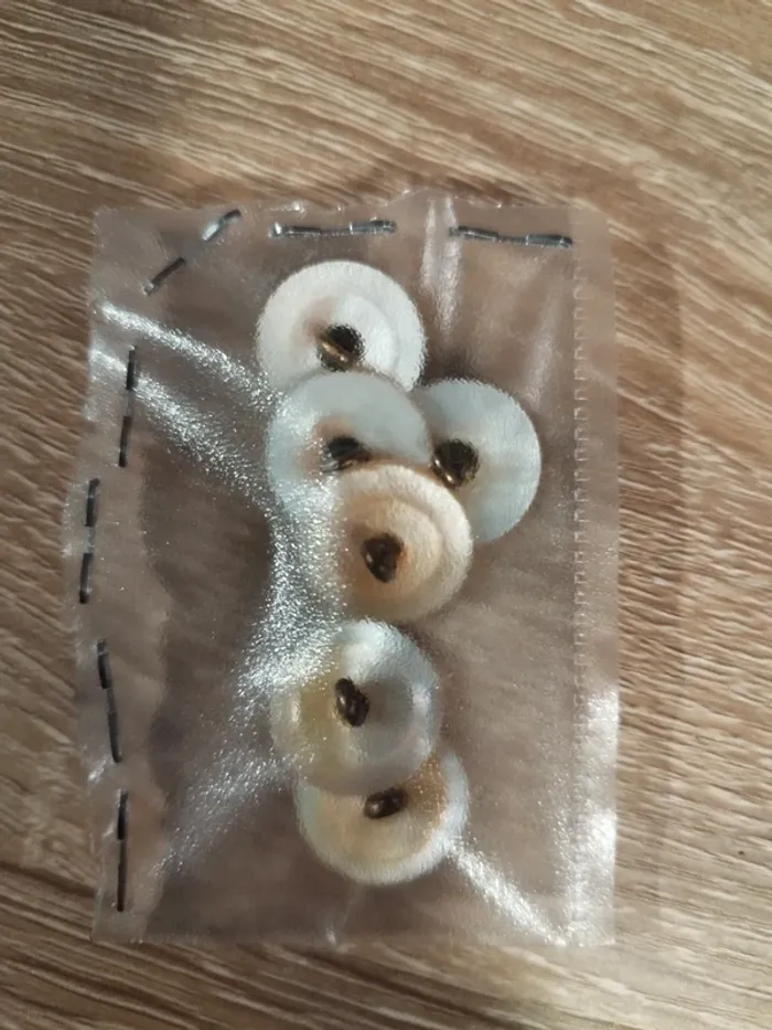 Lot de boutons - photo numéro 2