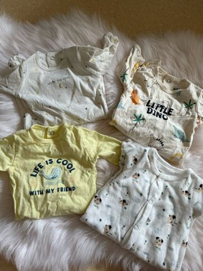 Lot pyjamas 1 mois - photo numéro 2