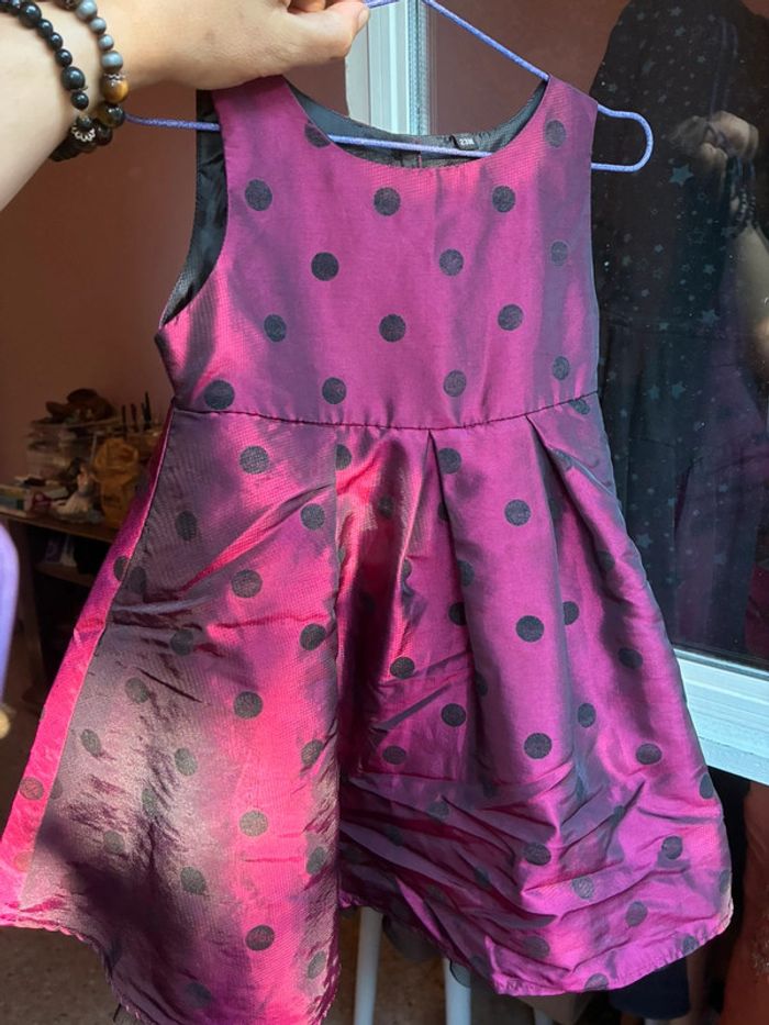 Magnifique robe à reflets changeant, taille 23 mois. - photo numéro 11