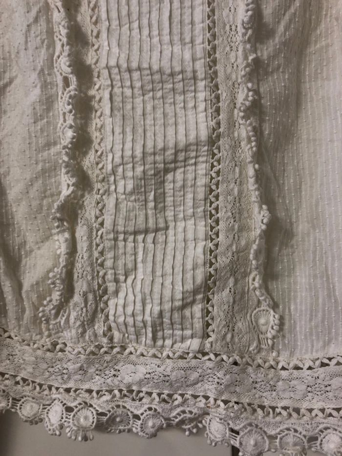 Tunique habillée chic légère Zara . Brodée. 38.Taille M - photo numéro 4