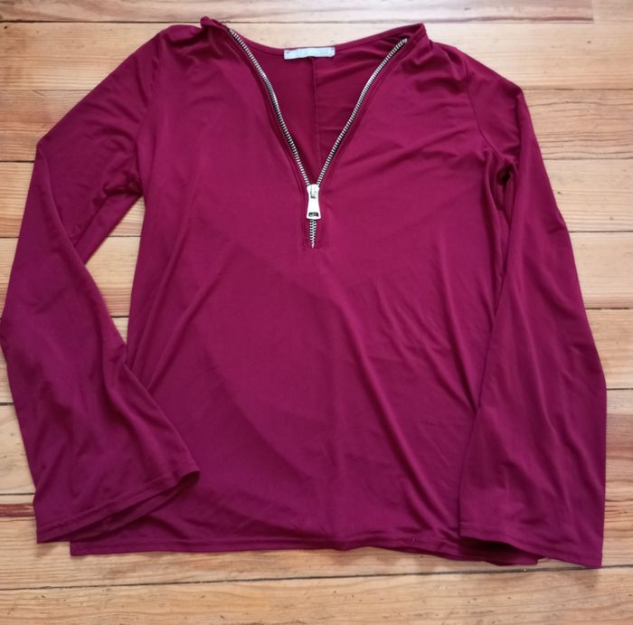 T shirt manche longue avec fermeture éclair taille M
