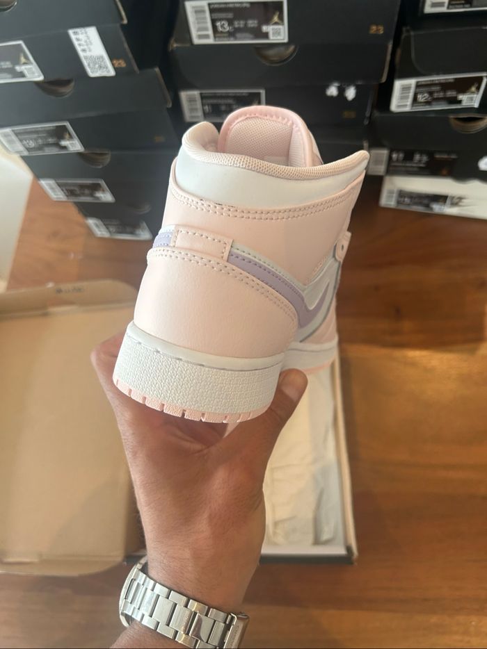 Jordan 1 taille 36.5 - photo numéro 3