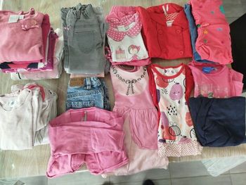 Lot de vêtements filles 24 mois 