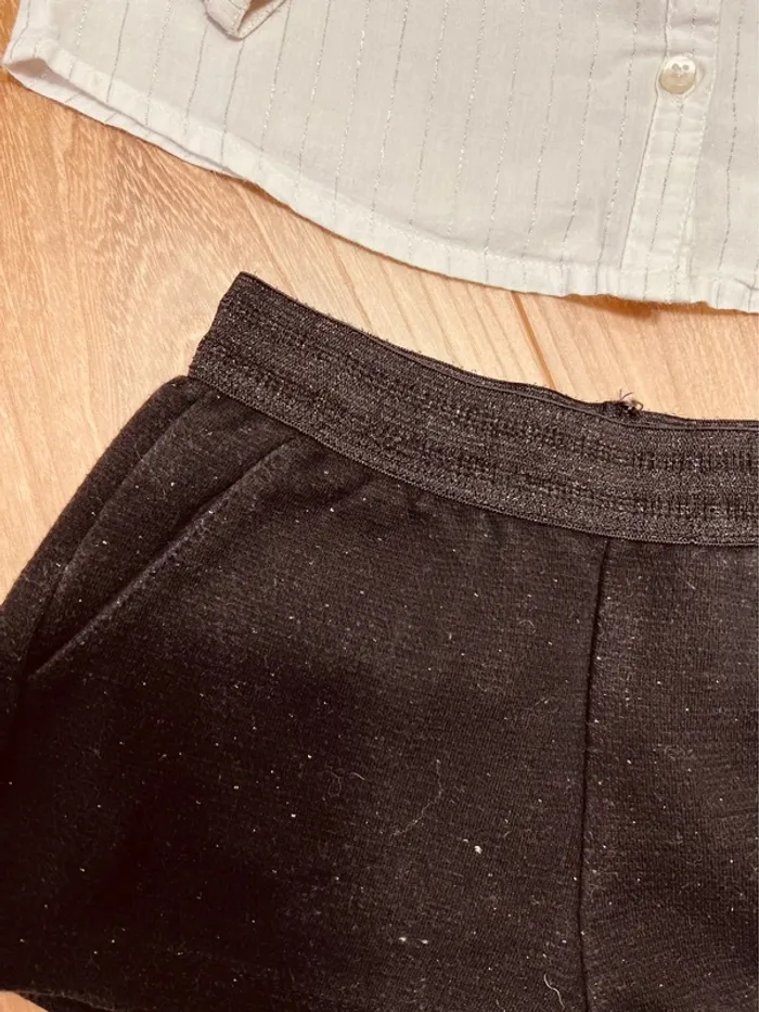 Taille 4 ans tenue de fête Noël 2 pièces fille Tex Kiabi noir blanc et argenté * jabots * 🩷 - photo numéro 3