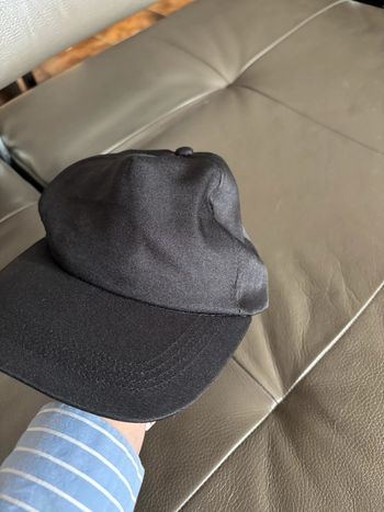 Casquette noire en excellent état