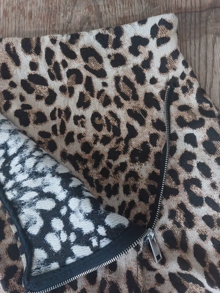 Mini jupe leopard - photo numéro 3