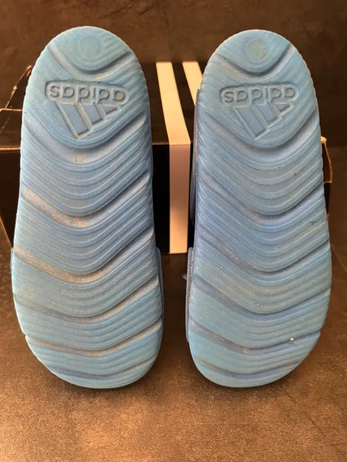 Sandales Adidas taille 27 - photo numéro 8