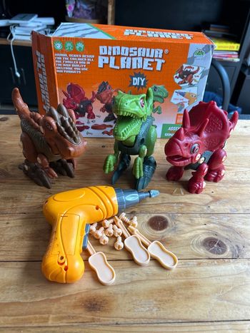 dinosaures à assembler