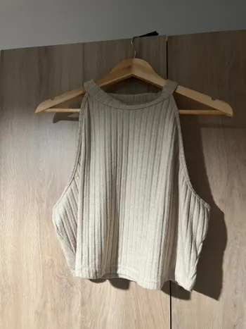 Top Beige