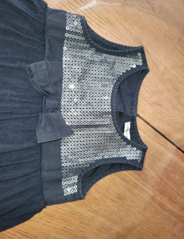 Robe bleu marine 3/4 ans - photo numéro 2