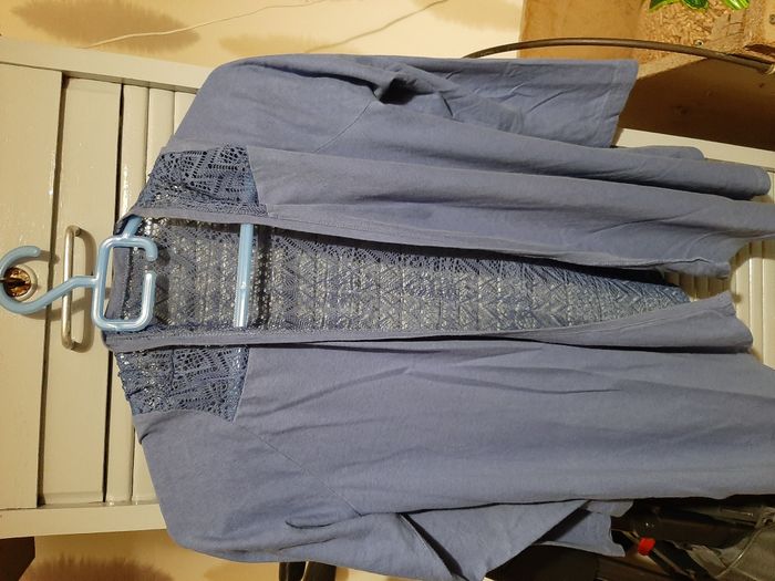 2 gilets manches longues femmes Taille 34 à 38 - photo numéro 2