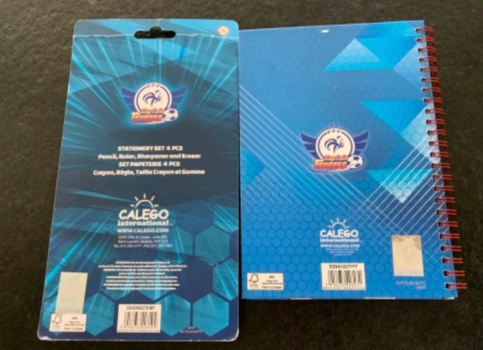 Lot carnet et crayons - photo numéro 2