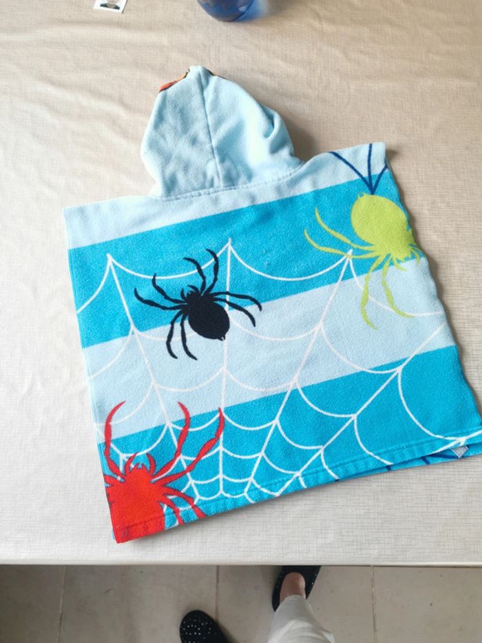 Cape de bain 2/4 ans - photo numéro 4