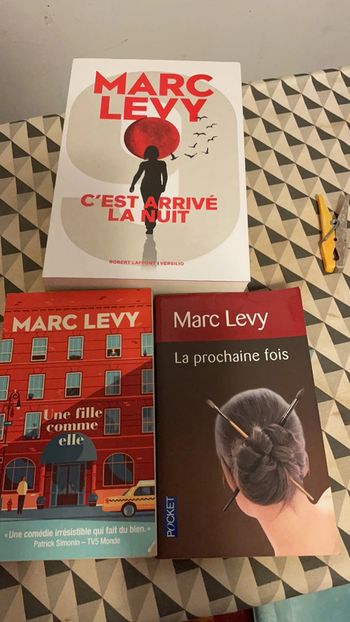 Collection  marc Lévy