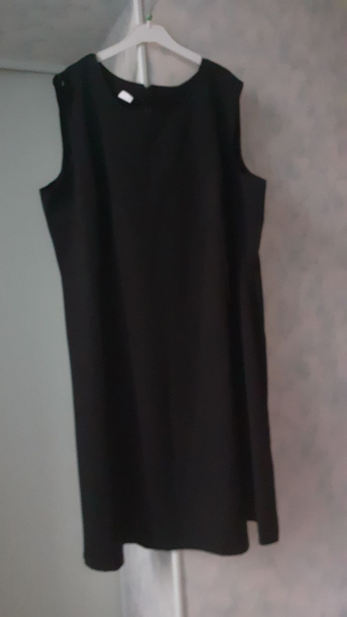 Robe femme taille 54-56