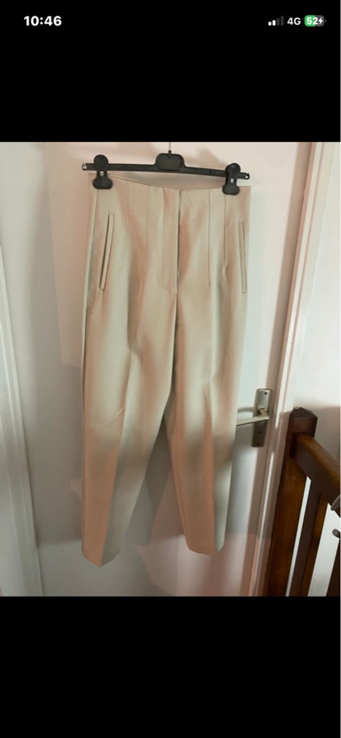 Pantalon tailleur femme beige - photo numéro 3