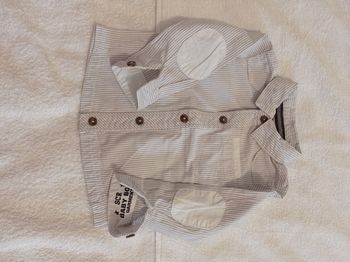 Chemise blanche à rayures grise marque tape à l'oeil taille 18 mois 80 cm voir photos super chemise avec renfer au coude super bien fini chemise habillée